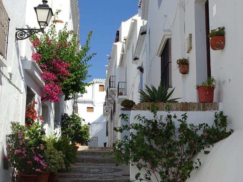 QUE-VER-EN-FRIGILIANA-CENTRO